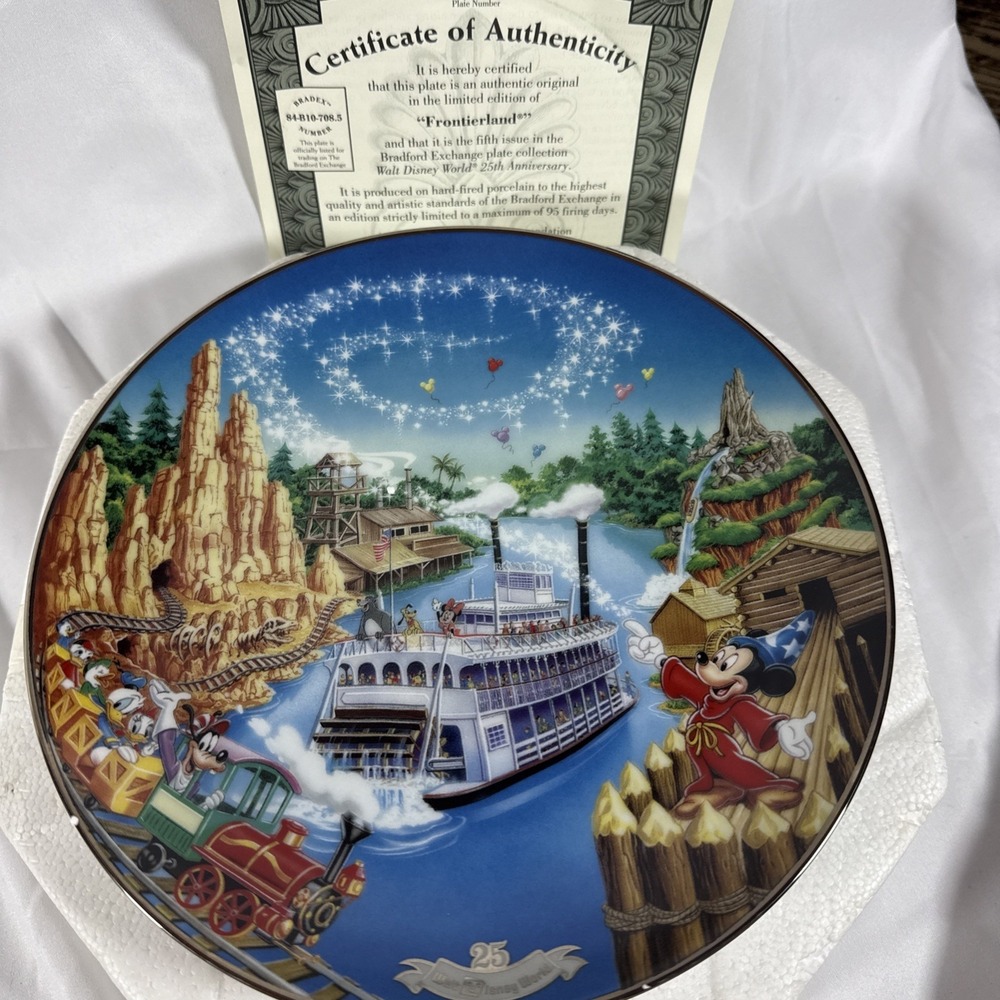 Bradford Exchange Disney Mickey Mouse Frontierland Plate WDW 25th Anniversary